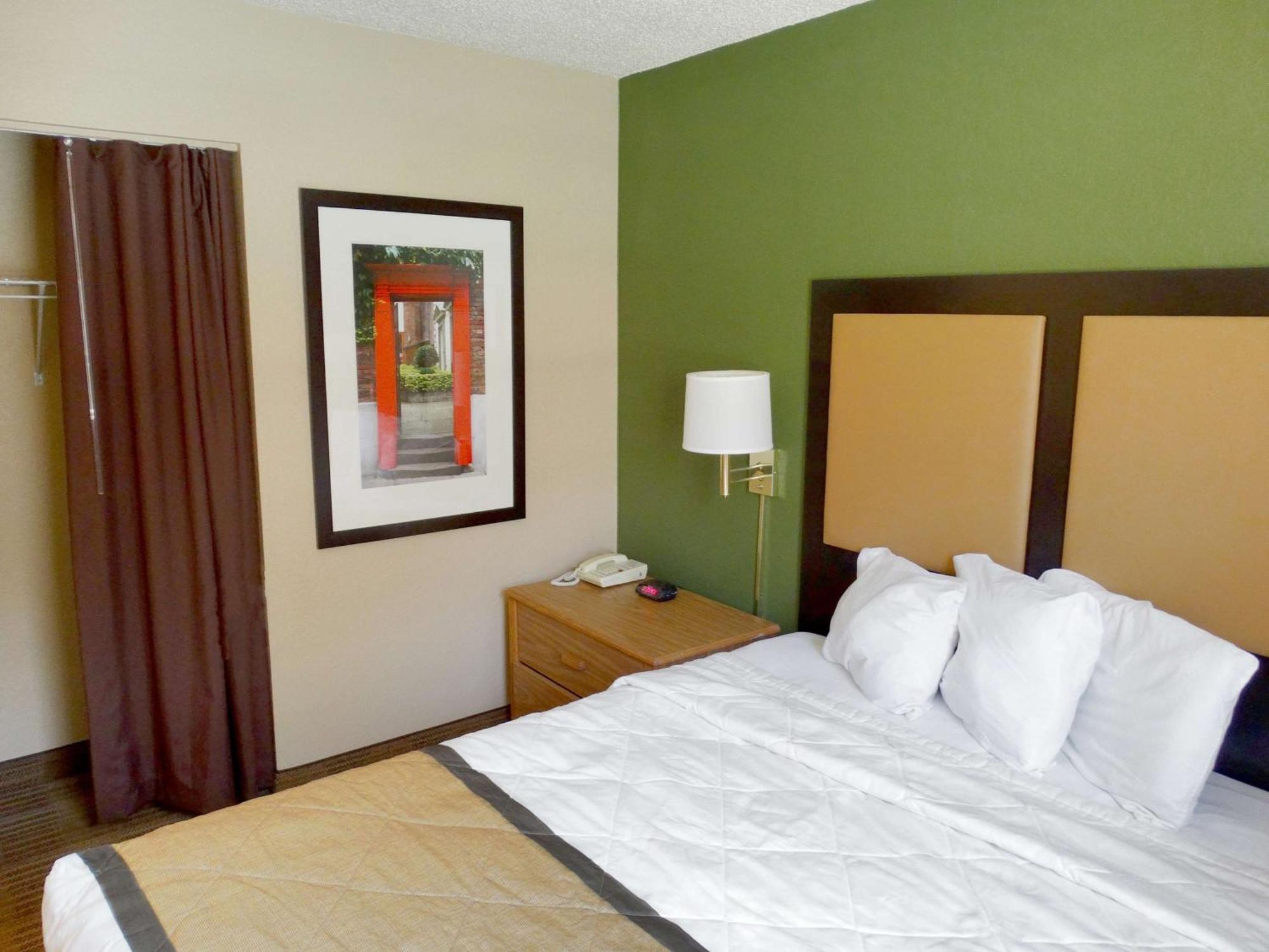 Extended Stay America Select Suites - Orlando - Lake Mary - 1040 Greenwood Blvd Kültér fotó
