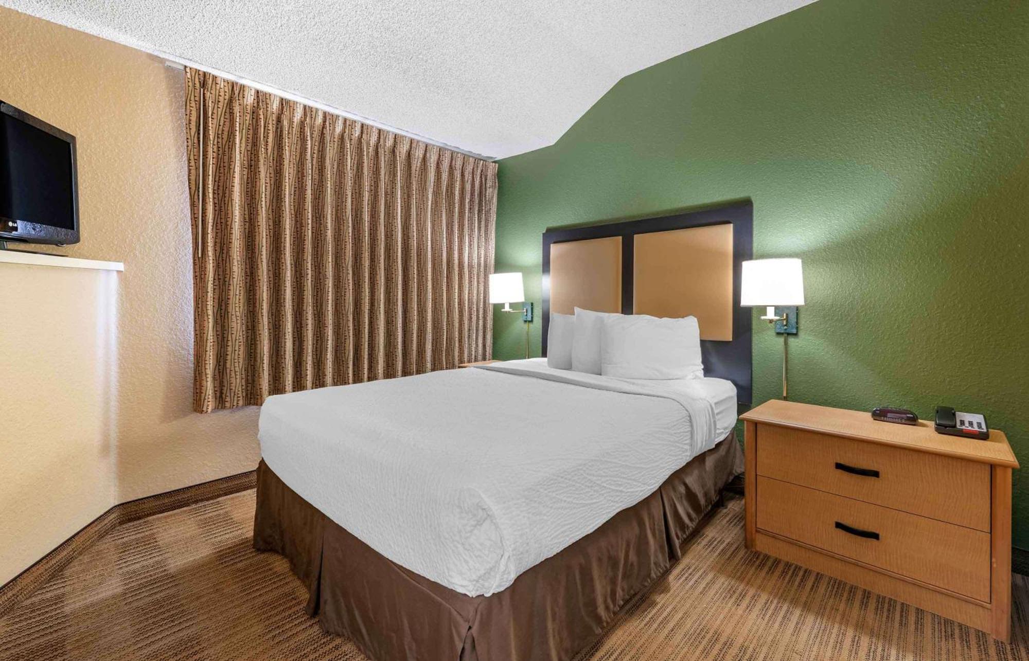 Extended Stay America Select Suites - Orlando - Lake Mary - 1040 Greenwood Blvd Kültér fotó