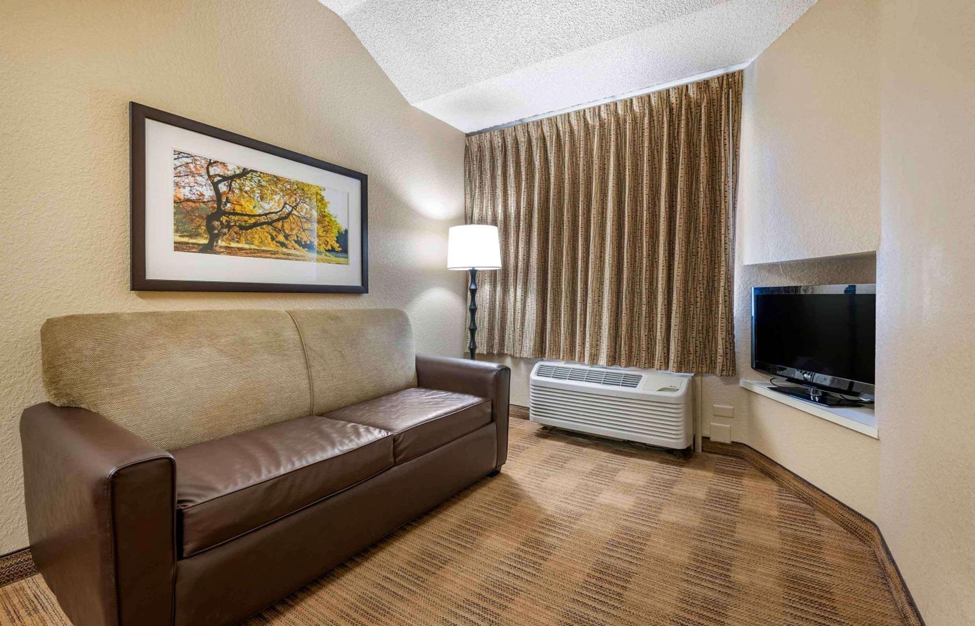 Extended Stay America Select Suites - Orlando - Lake Mary - 1040 Greenwood Blvd Kültér fotó